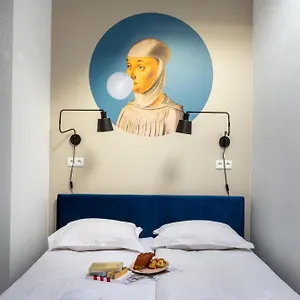 https://apartament-blue-blood-fragola-apartments.krakowhotelspoland.com